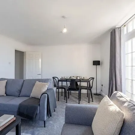 Modern 2br Sea View Flat On The Harbour * Whitehaven