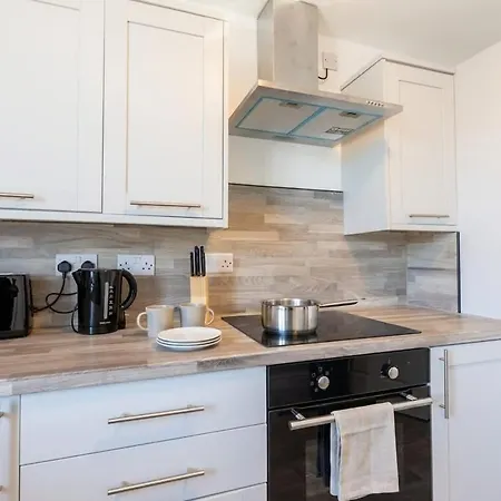 Daire Modern 2br Sea View Flat On The Harbour