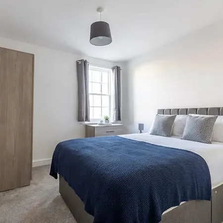 Modern 2br Sea View Flat On The Harbour Daire *
