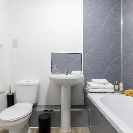 Daire Modern 2br Sea View Flat On The Harbour *